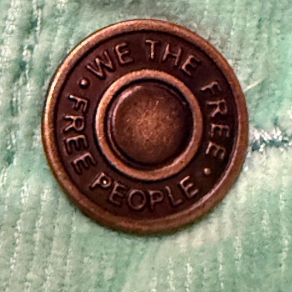 We the Free. Angelo Mid Rise Pull-On Corduroy Jogger. Green. Size Small. - Picture 8 of 11